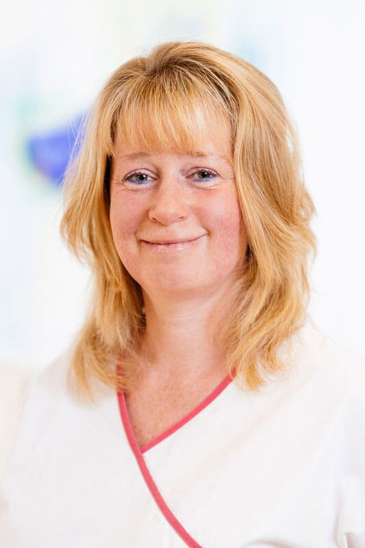 Sabine Rogge, Behandlungsassistetin in der Zahnartztpraxis Katerina Luyken in Grunewald
